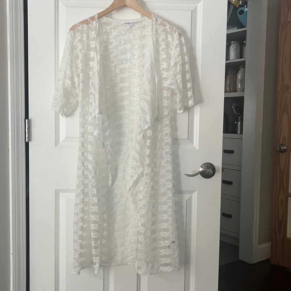 LuLaRoe White Lace Kimono Sz small